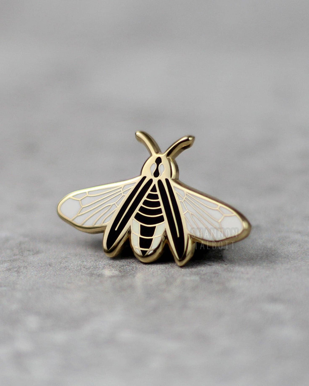 Firefly Lightning Bug Enamel Pin - Glow in the Dark - Gold