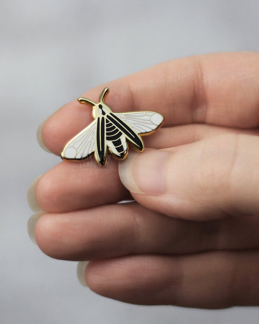 Firefly Lightning Bug Enamel Pin - Glow in the Dark - Gold